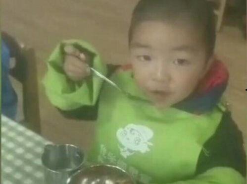 娱乐吃瓜酱被自己蠢哭,一瓜未吃,先被自己蠢哭